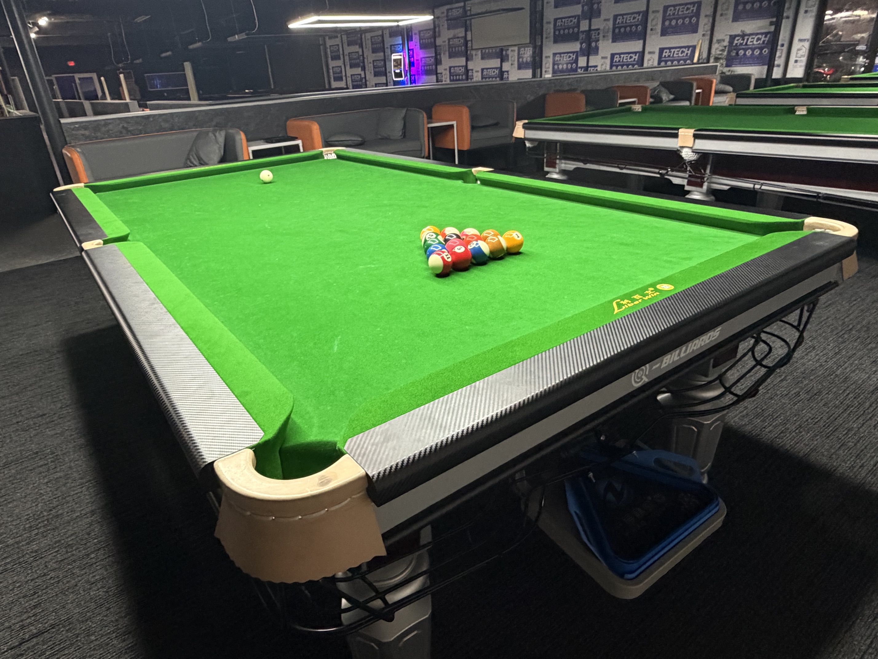 Q Billiards Arena gallery photo 12
